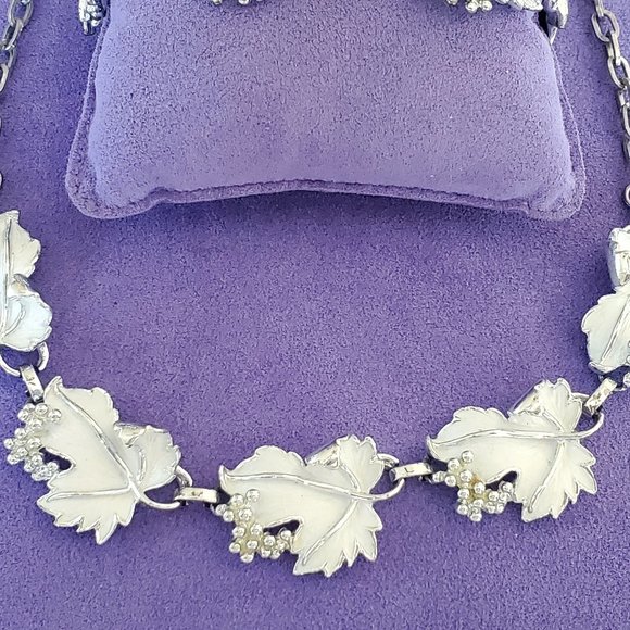 Vintage Whispering Leaves Silver White Leaf Necklace and Bracelet Sarah Coventry - Picture 3 of 10